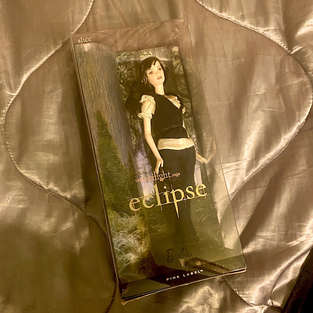 Alice Cullen Barbie Doll - Pink Label